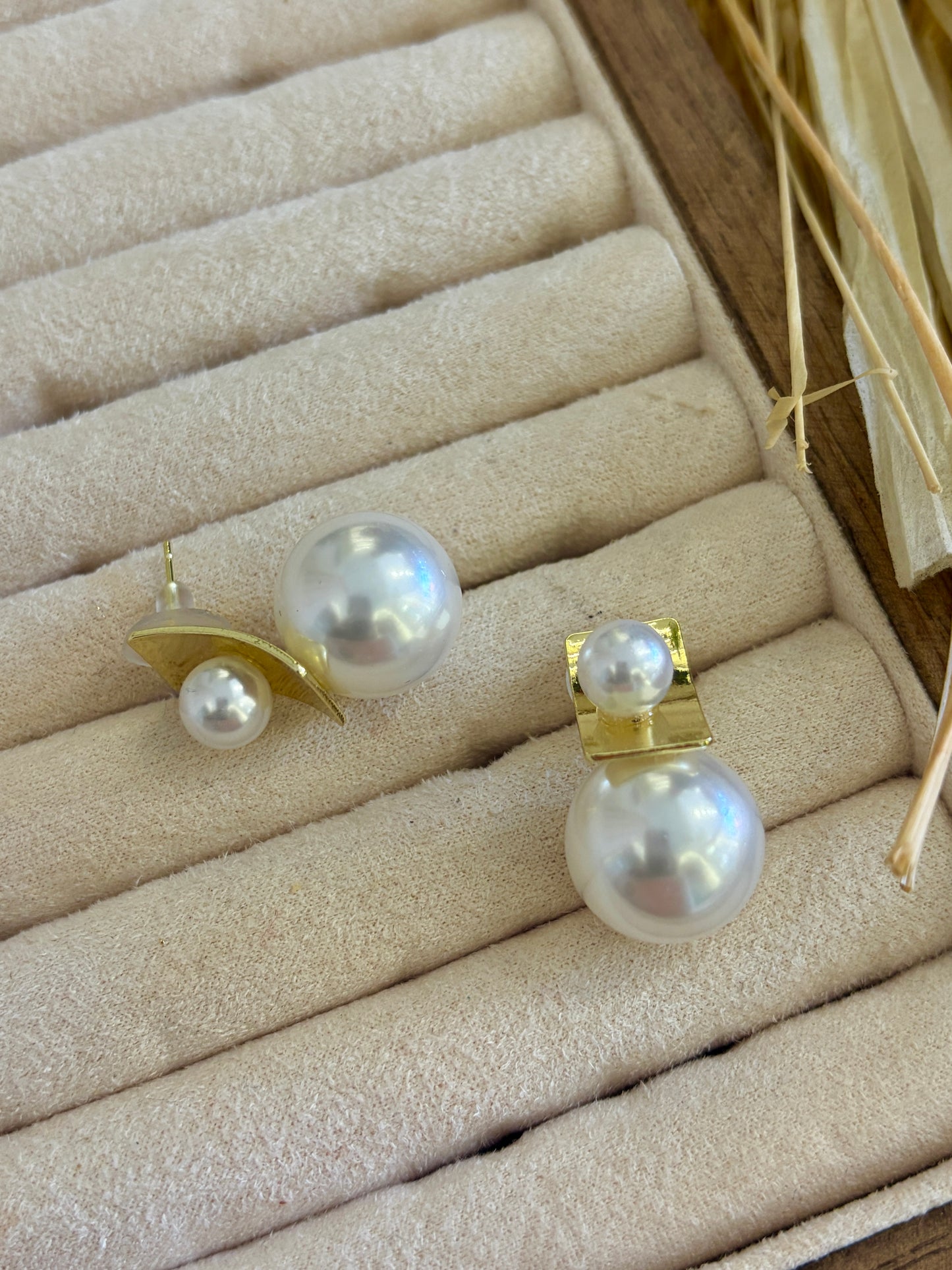 İncili Gold Küpe